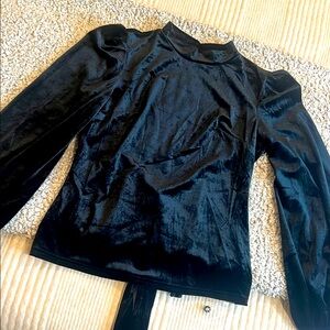 Vici Black Velvet Long Sleeve Top Backless Small
